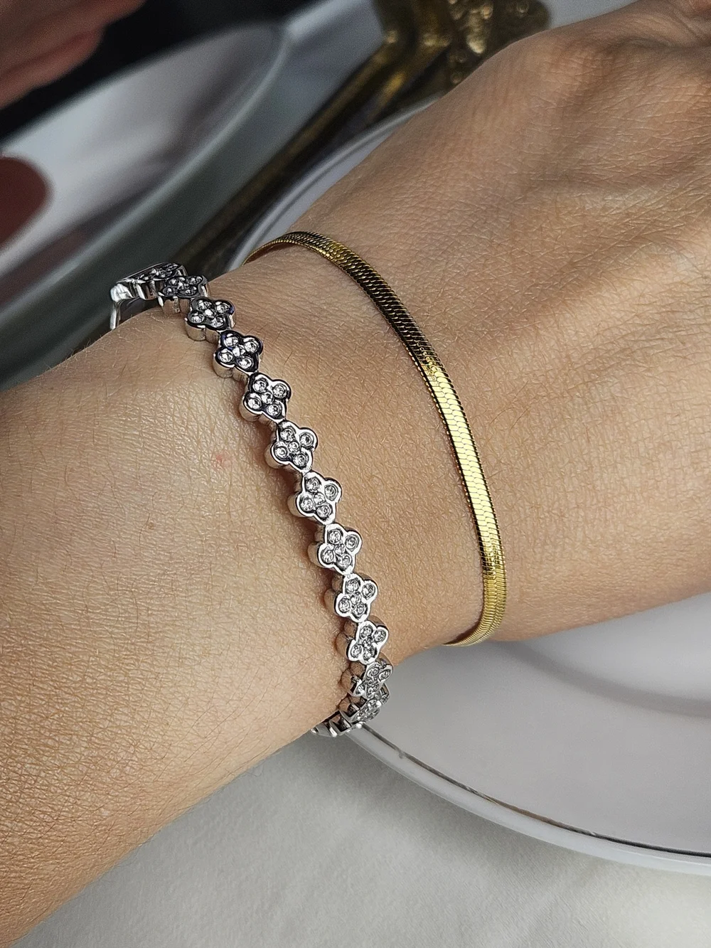 The Luxury Mixed-Metal Bracelet Stack ✨👑